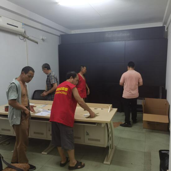 2021年9月4日重庆市万州区五桥万运集团，周家坝北站电子屏拆迁搬运服务由重庆信则立搬家服务有限公司万州分公司承接，并圆满完成任务，且得到甲方一致好评。