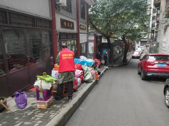 2022年1月5日重庆万州区观音岩李老师家具打包搬迁服务由重庆信则立搬家服务有限公司万州分公司承接，并圆满完成任务，且得到用户一致好评。