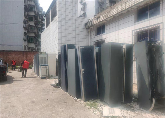 2022年4月1日重庆市万州区周家坝天城分角设备清理搬迁服务由重庆信则立搬家服务有限公司万州分公司承接