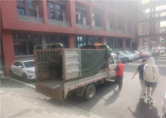 2022年4月8日重庆市万州区三峡学院办公椅搬迁服务由重庆信则立搬家服务有限公司万州分公司承接