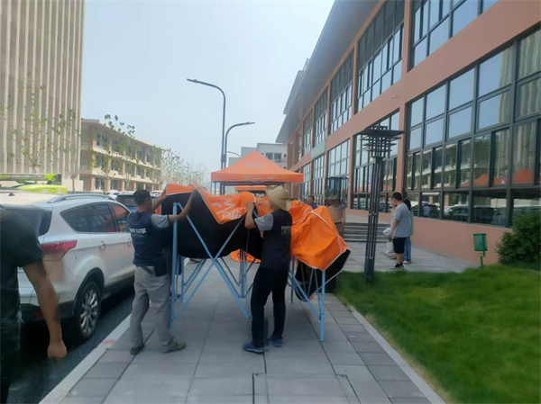 2024年9月5日中国移动公司万州分公司帐篷搬运服务由重庆信则立搬家服务有限公司万州分公司承接，并顺利圆满完成任务，且得到甲方一致好评。